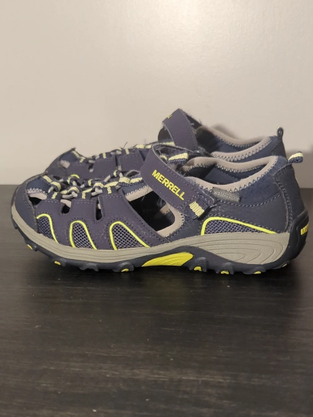 Merrell Sandals For Kids, Size 3